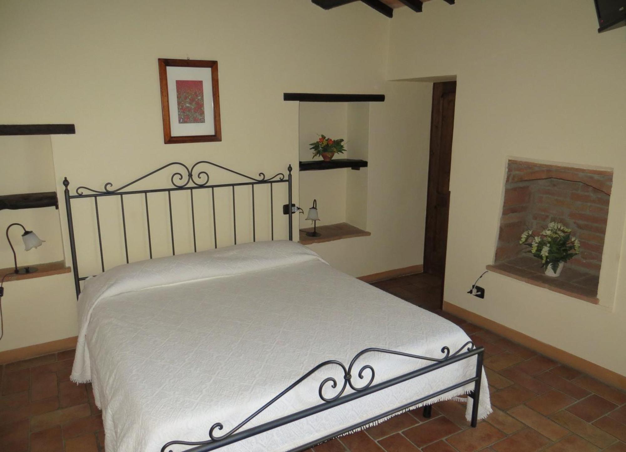 Casale Delle Lucrezie *